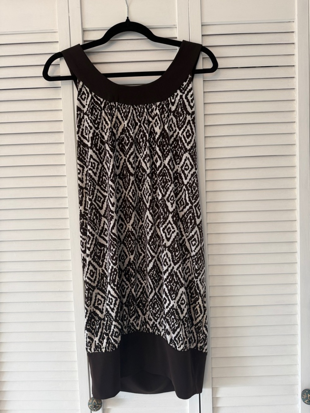 Flowy Brown and White Patterned Dress